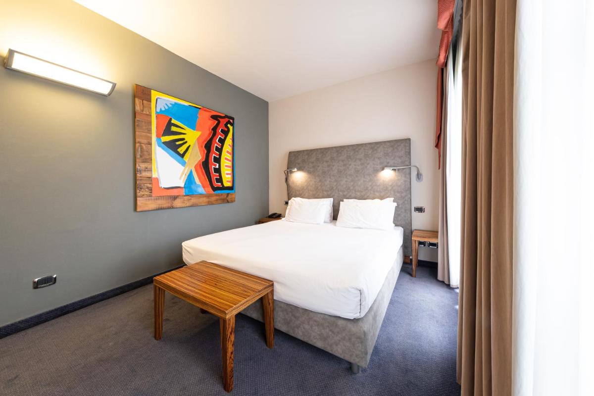 Settecento Hotel - Housity