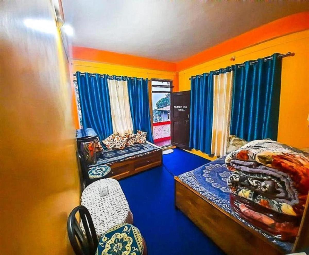 Mountain View Home Stay by StayApart - Housity