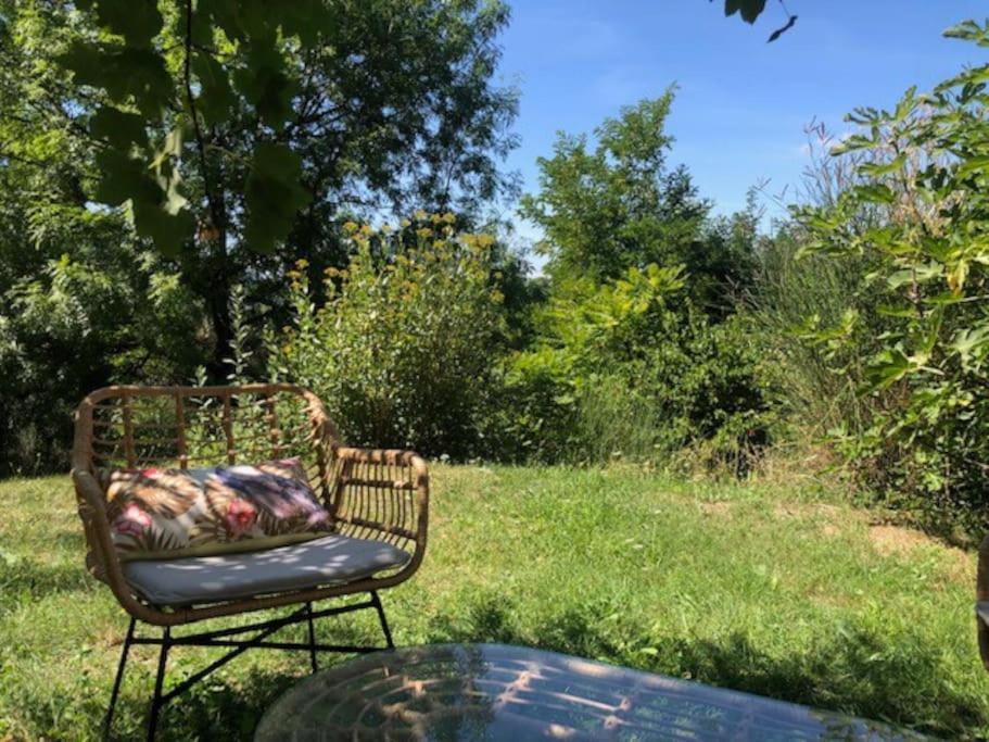 Maisonnette en pleine nature, spa, village à pieds - Housity