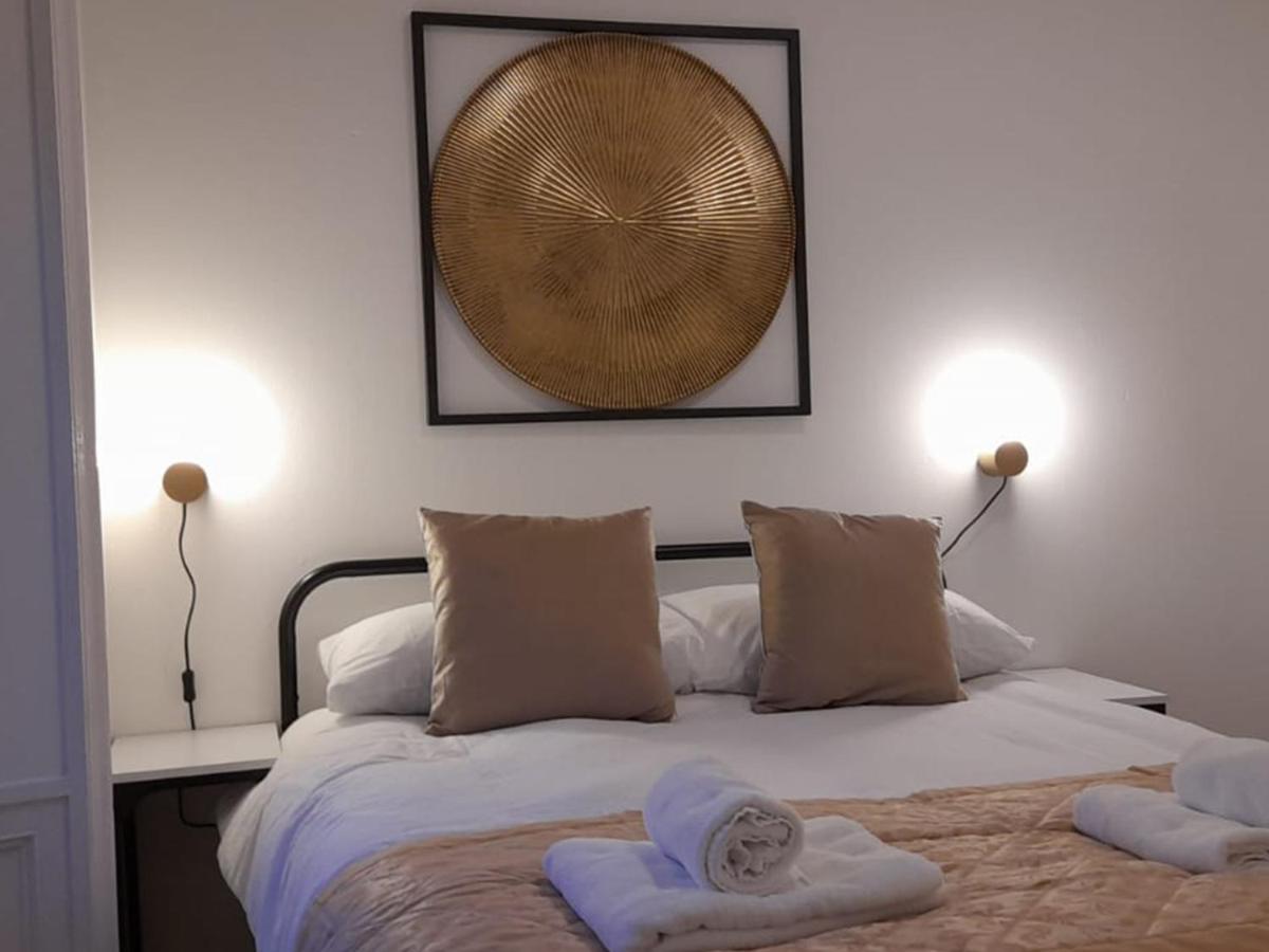 Crown Central Apartments - Housity