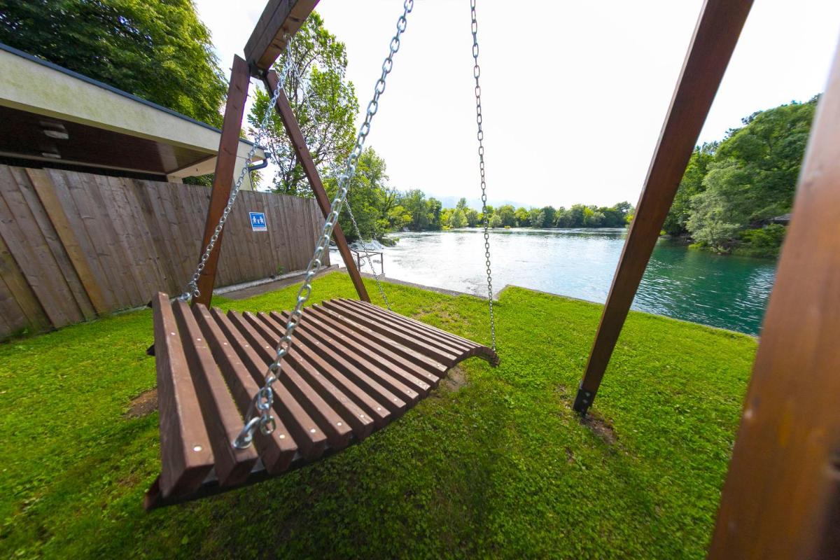 Holiday Homes Pozitiva - Housity