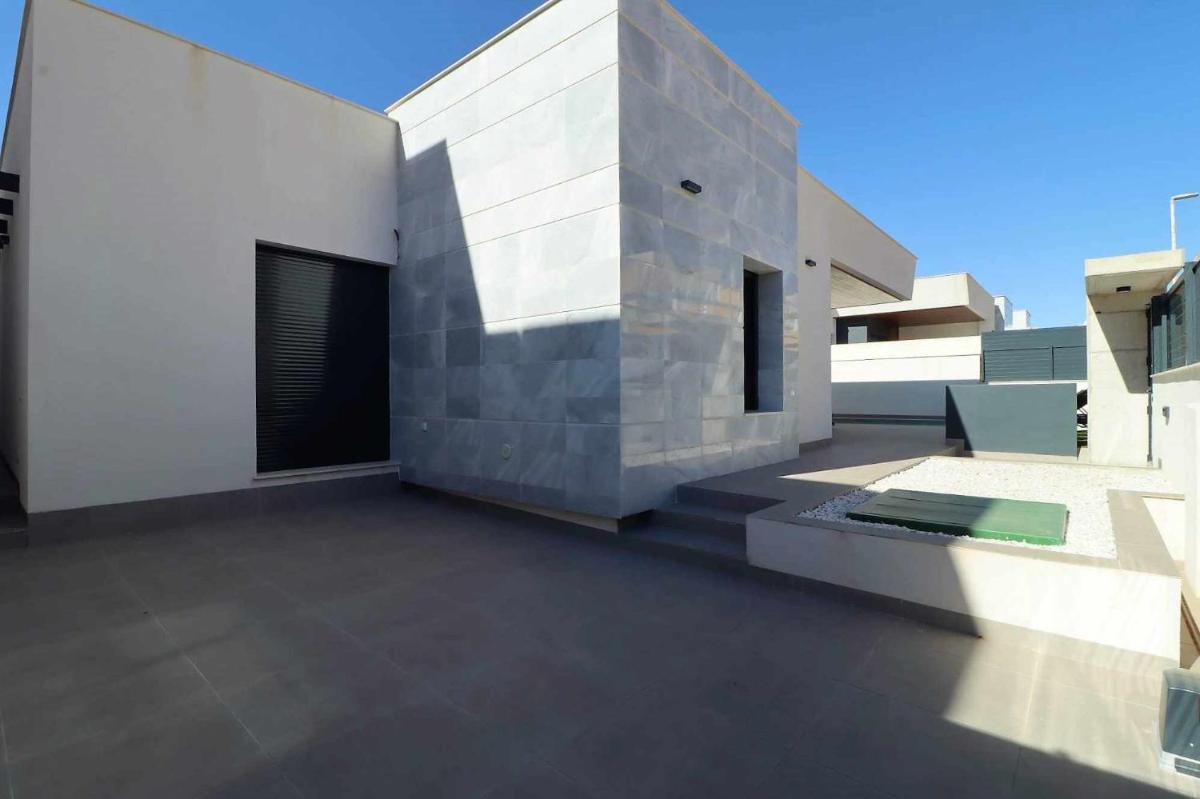 Villa Amparo moderna y lujosa casa de vacaciones con piscina privada - Housity