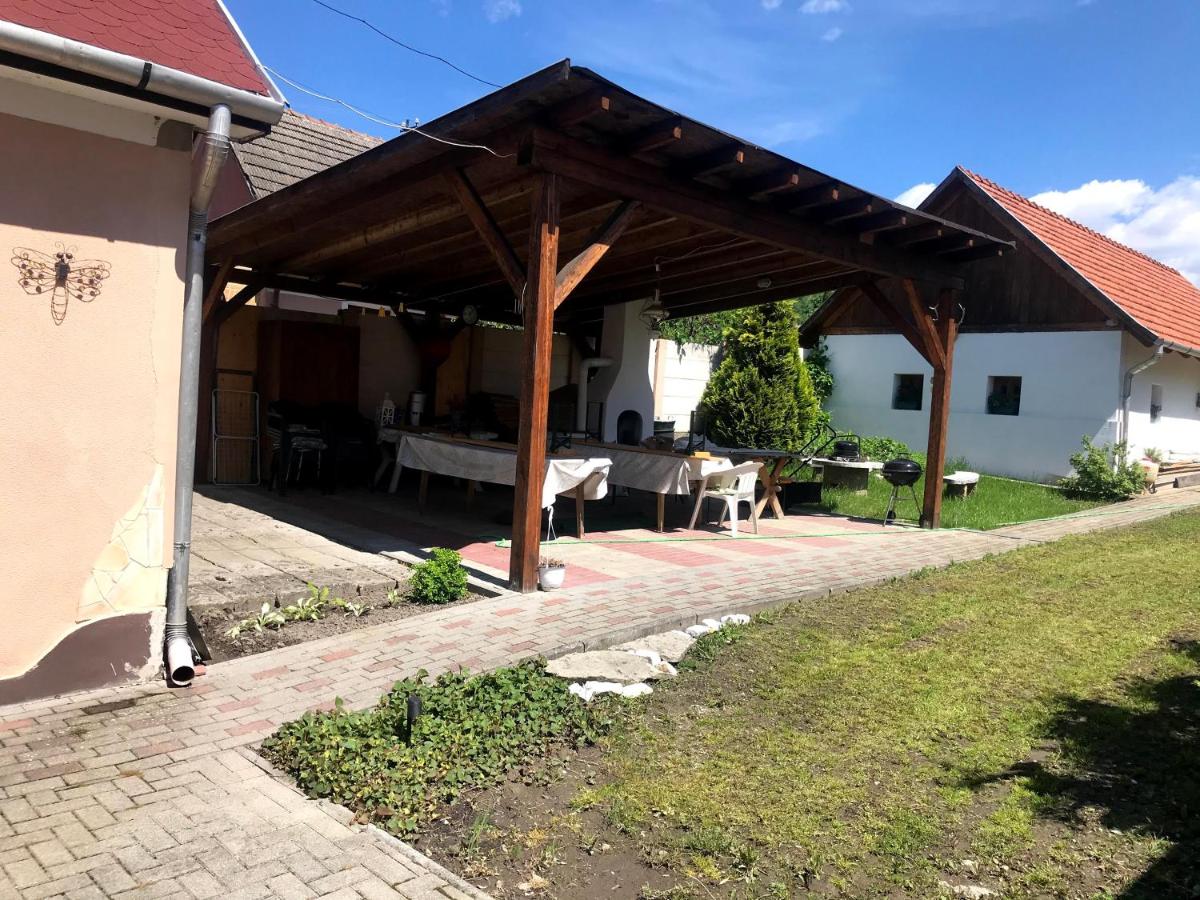 Postakocsi Vendégház Kisgyőr - Housity