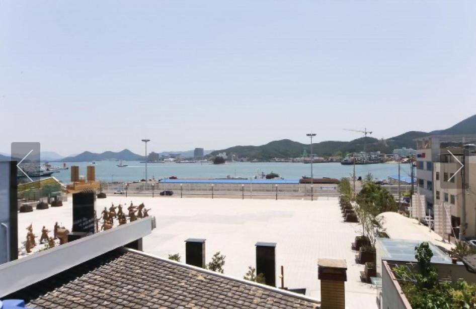 Tongyeong Mu - Housity