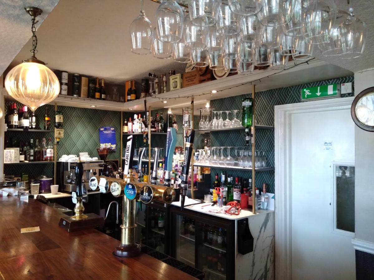 The Hillmorton Manor Hotel - Housity