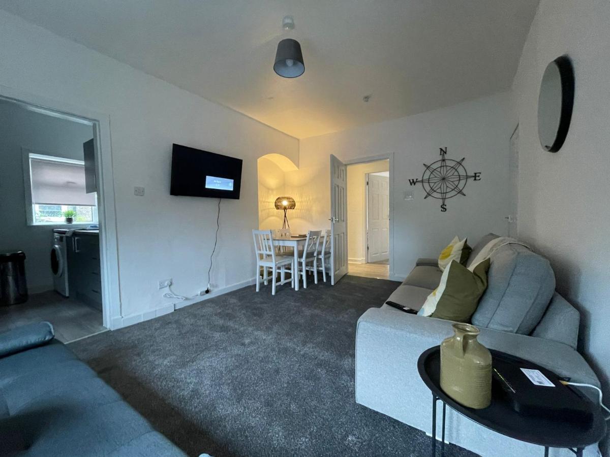Cardonald House - Housity