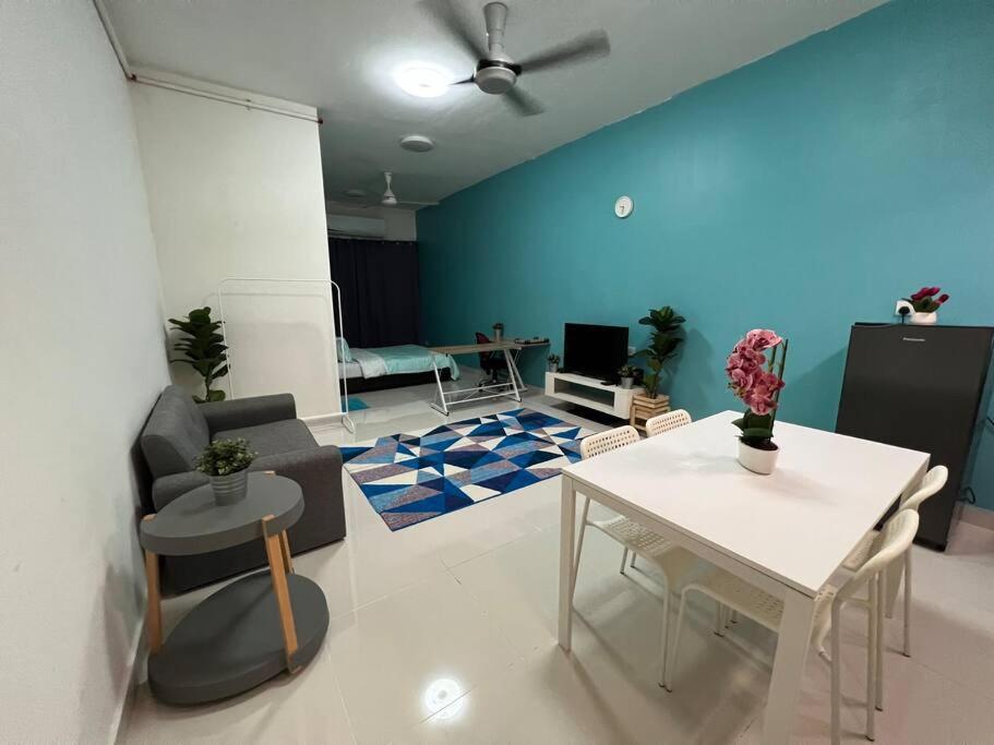 MUFA Studio Suites KLIA - Hizvo