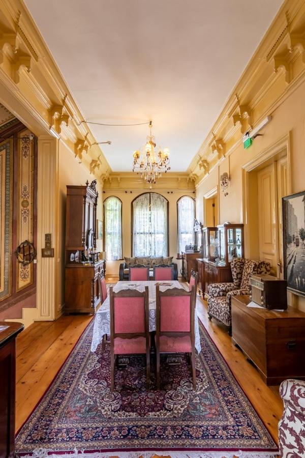 Büyükada Anastasia Meziki History Mansion - Housity