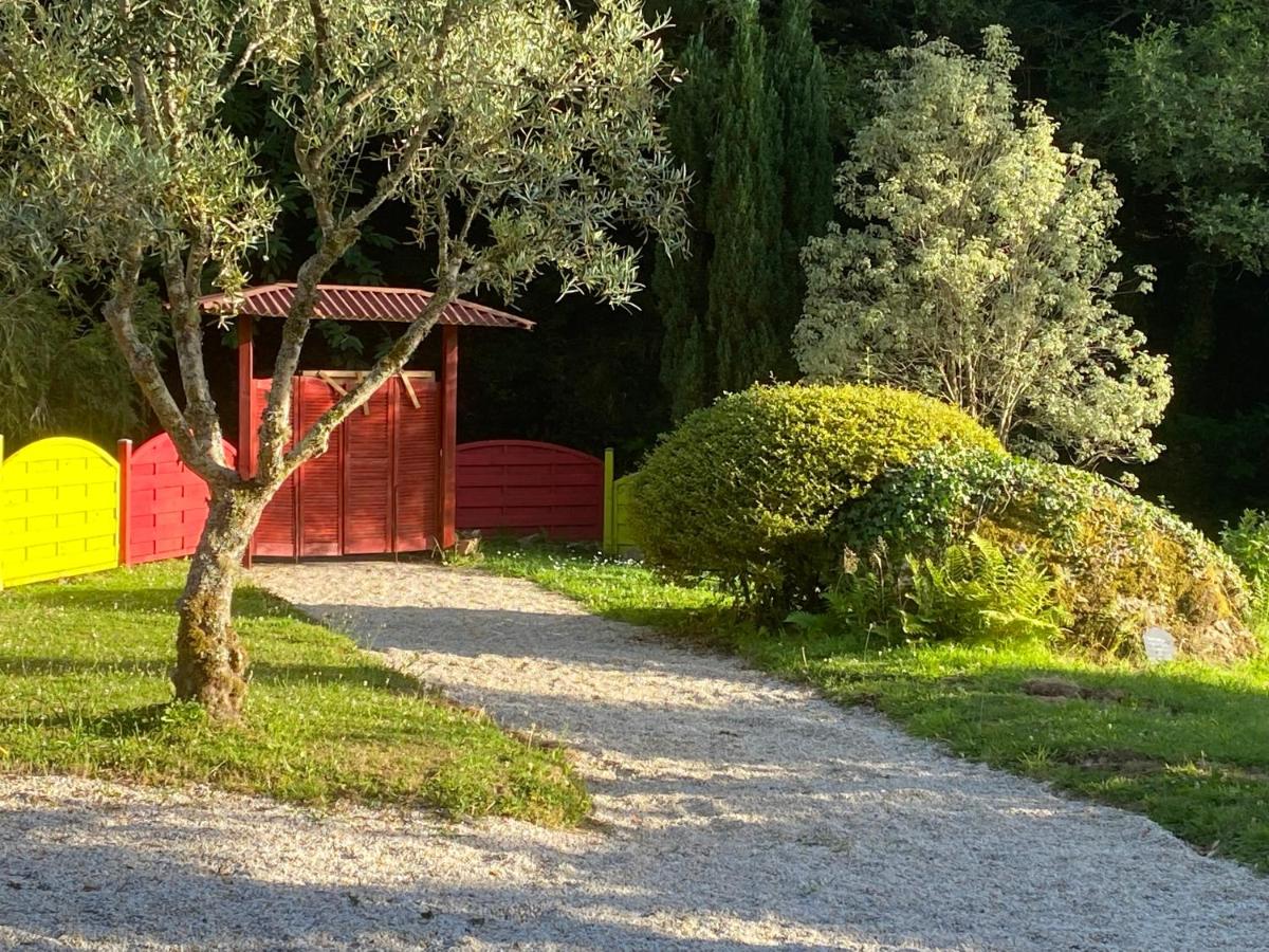 Jardin de l'établissement Les Moulins Du Duc ÉCOLODGE