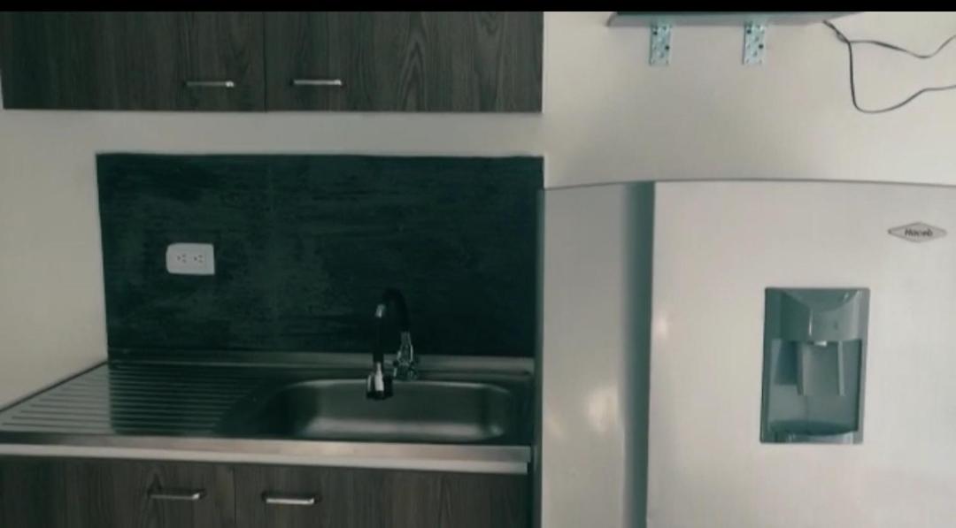 Apartamento vacacional en Medellín central privado y tranquilo - Housity