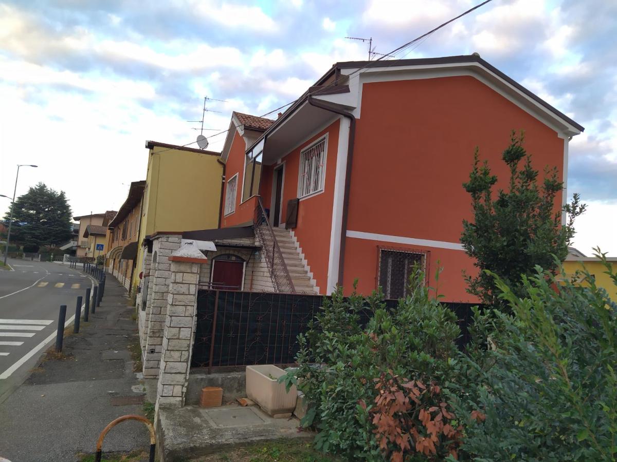 Villa Home - Housity