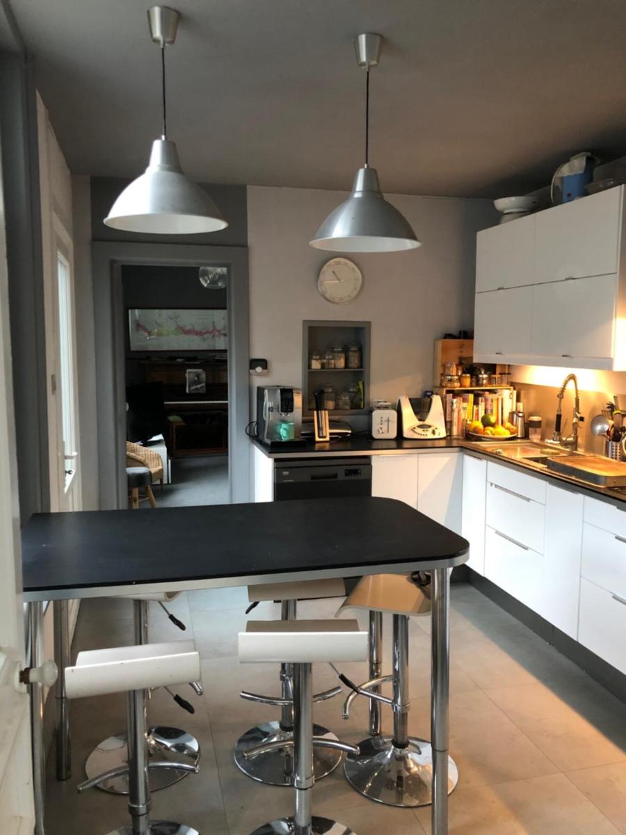 Chambre privée dans maison bourgeoise - Housity