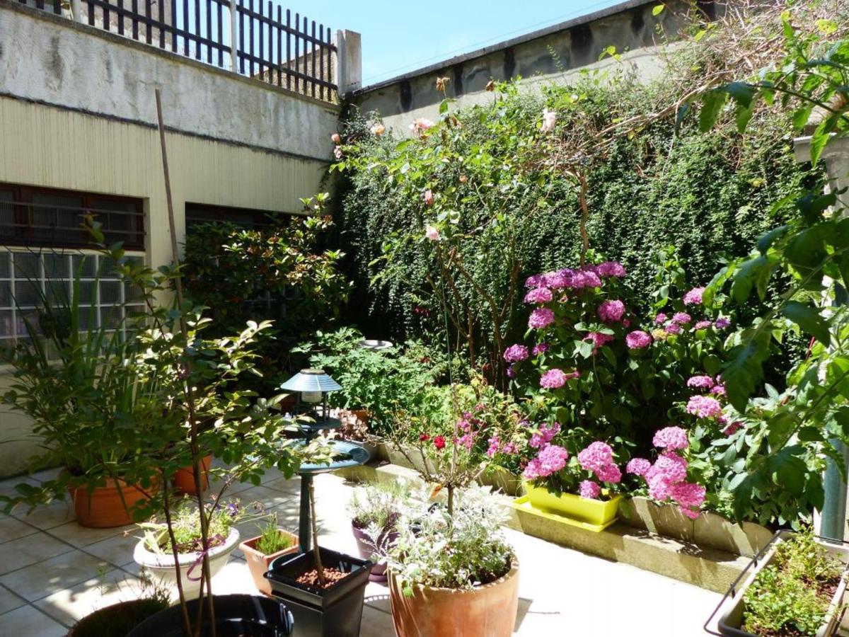 Maison cosy à Moulins : proche centre, cour fleurie, vélos, WiFi et draps fournis - FR-1-489-162 - Housity