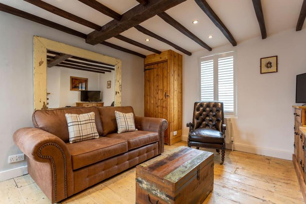 Pickwick's Place By The Sea Broadstairs - Housity