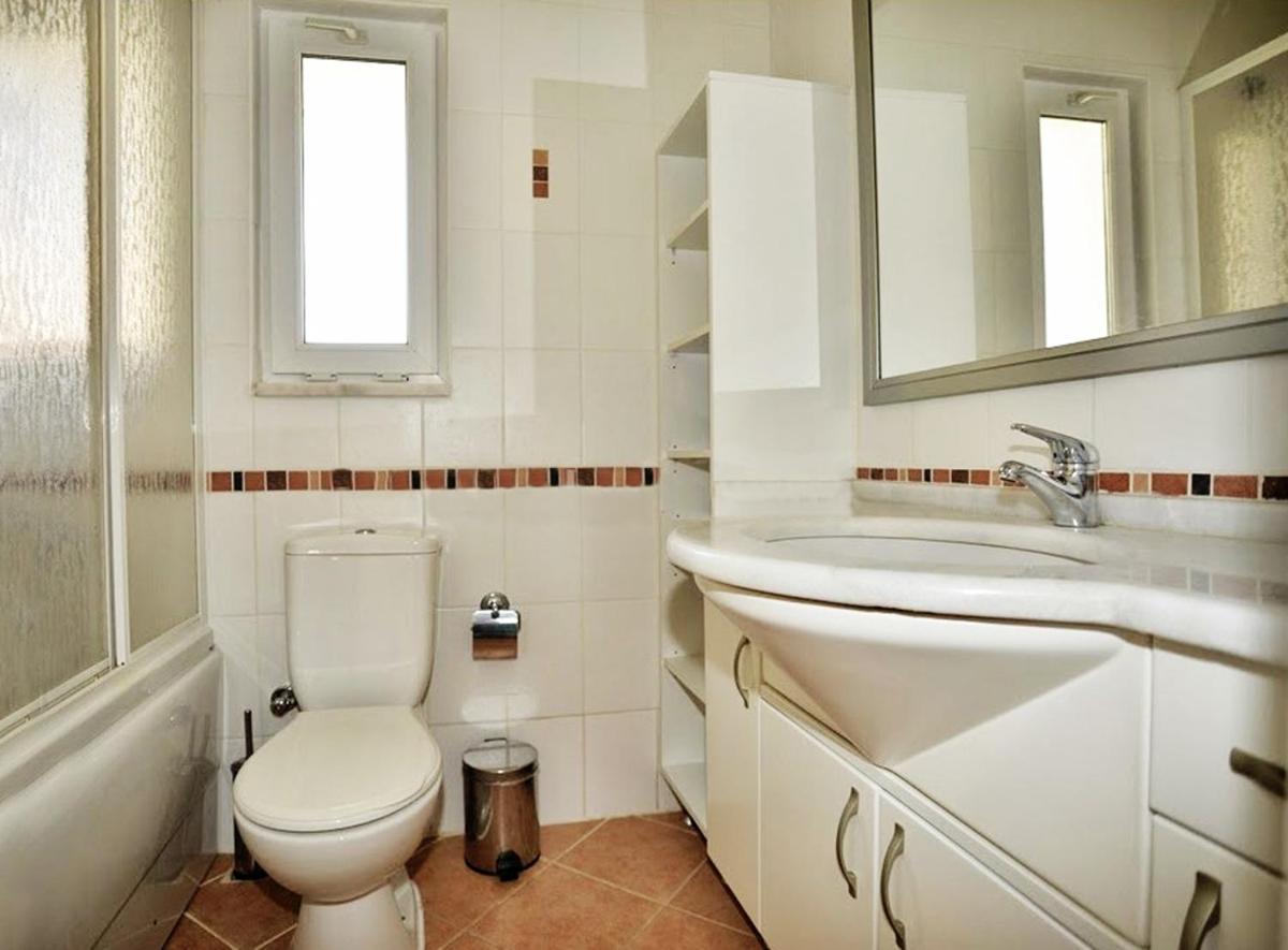 Oasis Vacation Homes - Housity