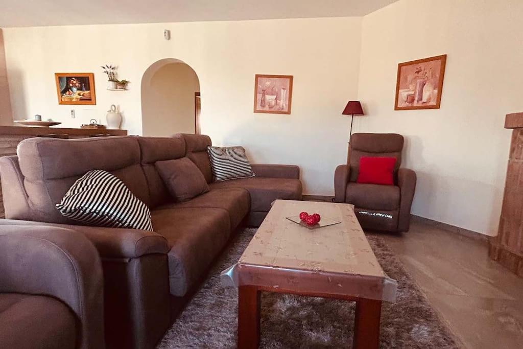 Suitetrails - Impresionante casa rural Villa Consuelo