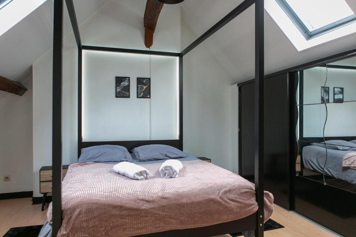 Nemours Le Tanneurs - Vue Château - Housity