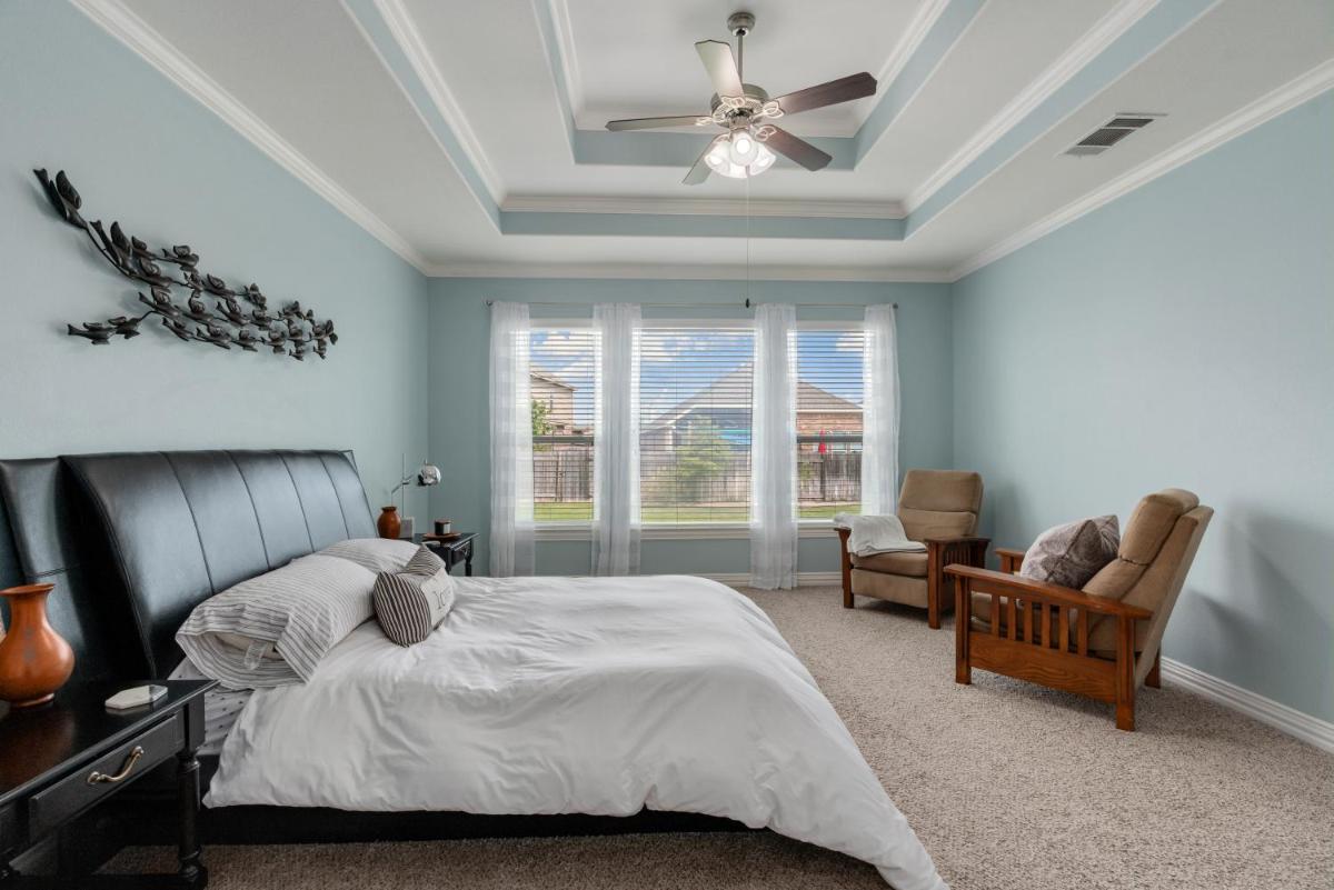 Suitetrails - Cozy and Fun Luxury Family Home!