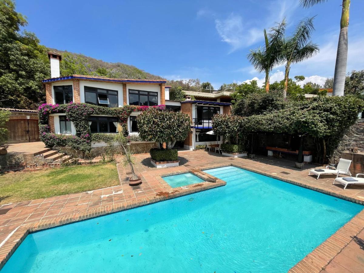 Suitetrails - Hermosa casa con acceso al lago y jacuzzi