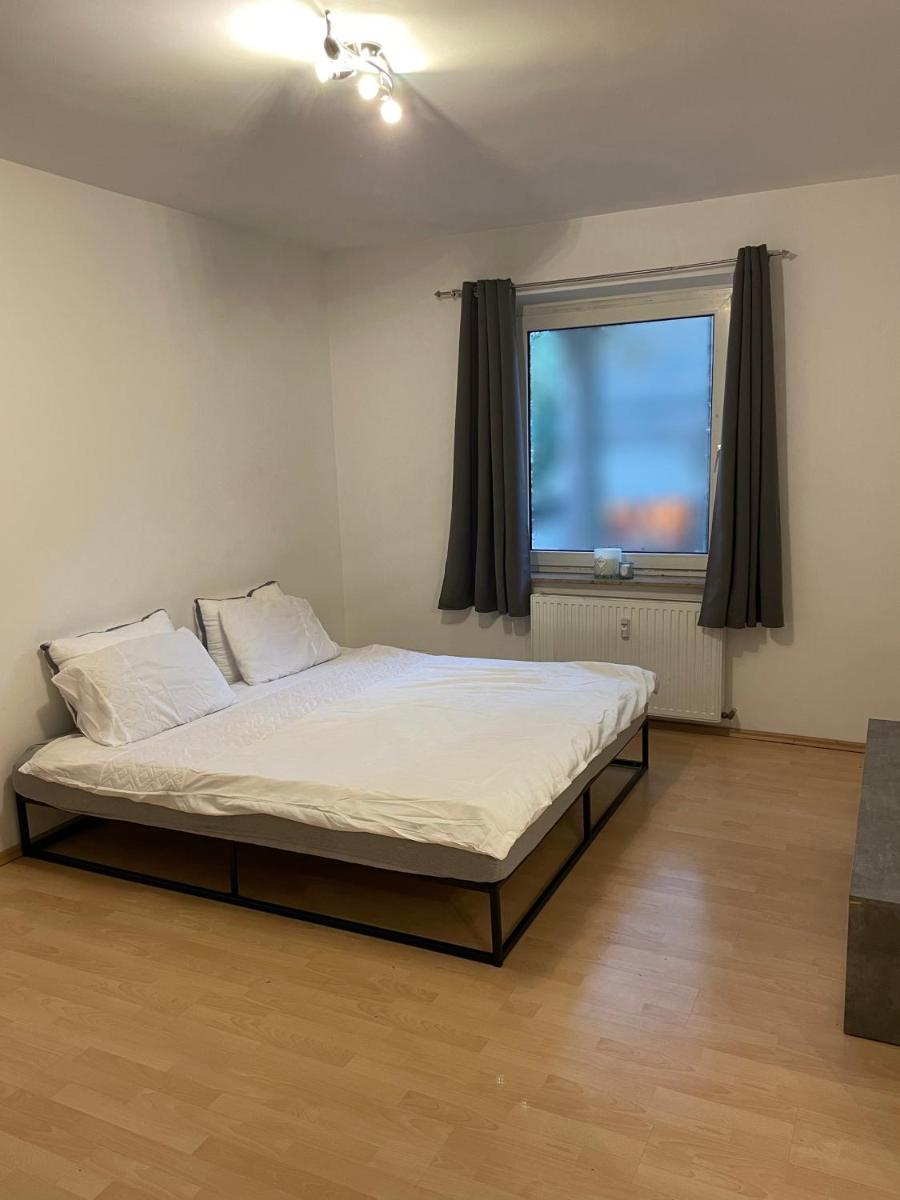 Zentrale Düsseldorf City Zweizimmerwohnung - Housity