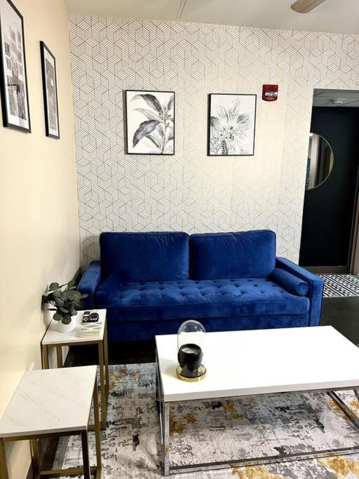 Midtown Flat near Overton Park & Downtown Memphis - Housity