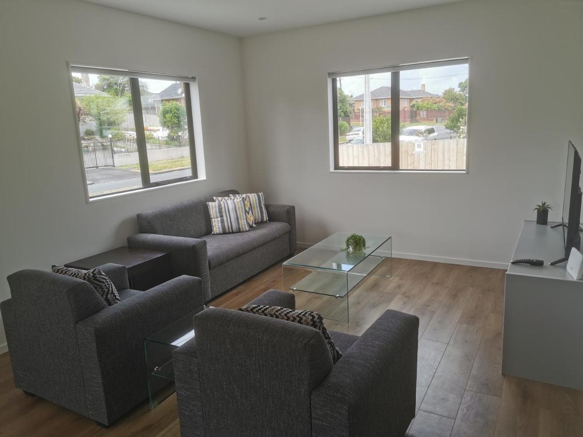 Stunning Stay In Papatoetoe Auckland - Housity