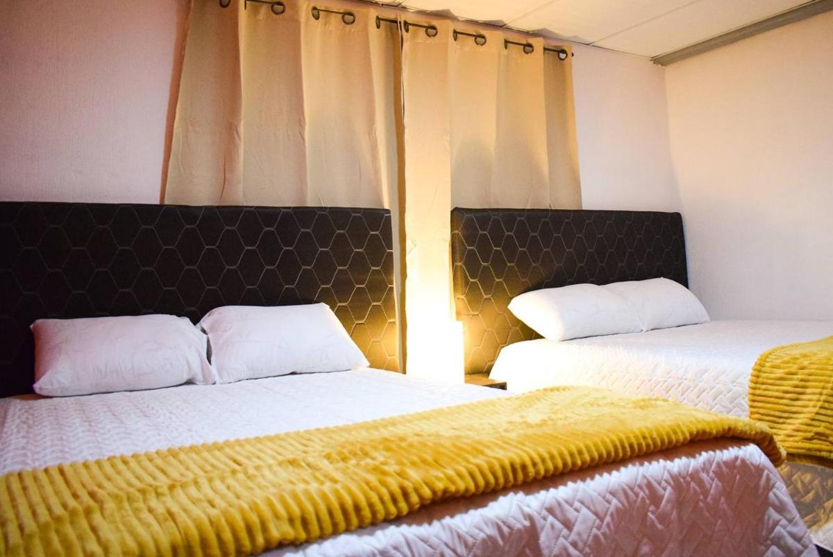 Hostal GYG - Housity