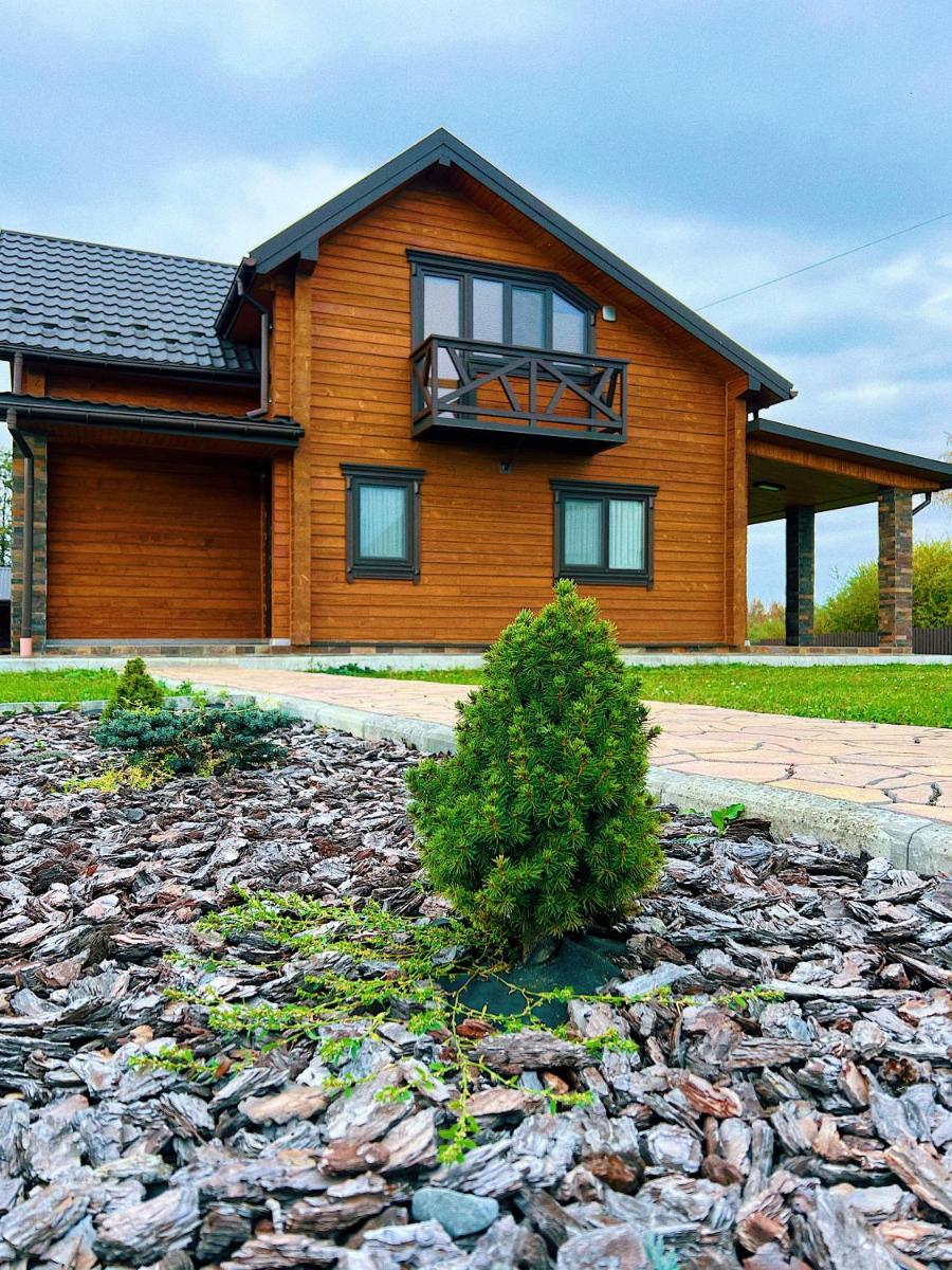 Villa Family House Truskavets - Housity