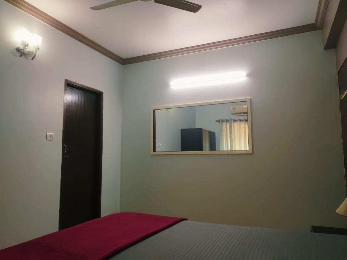 Goa Homeland 3 double bed Calangute - Housity