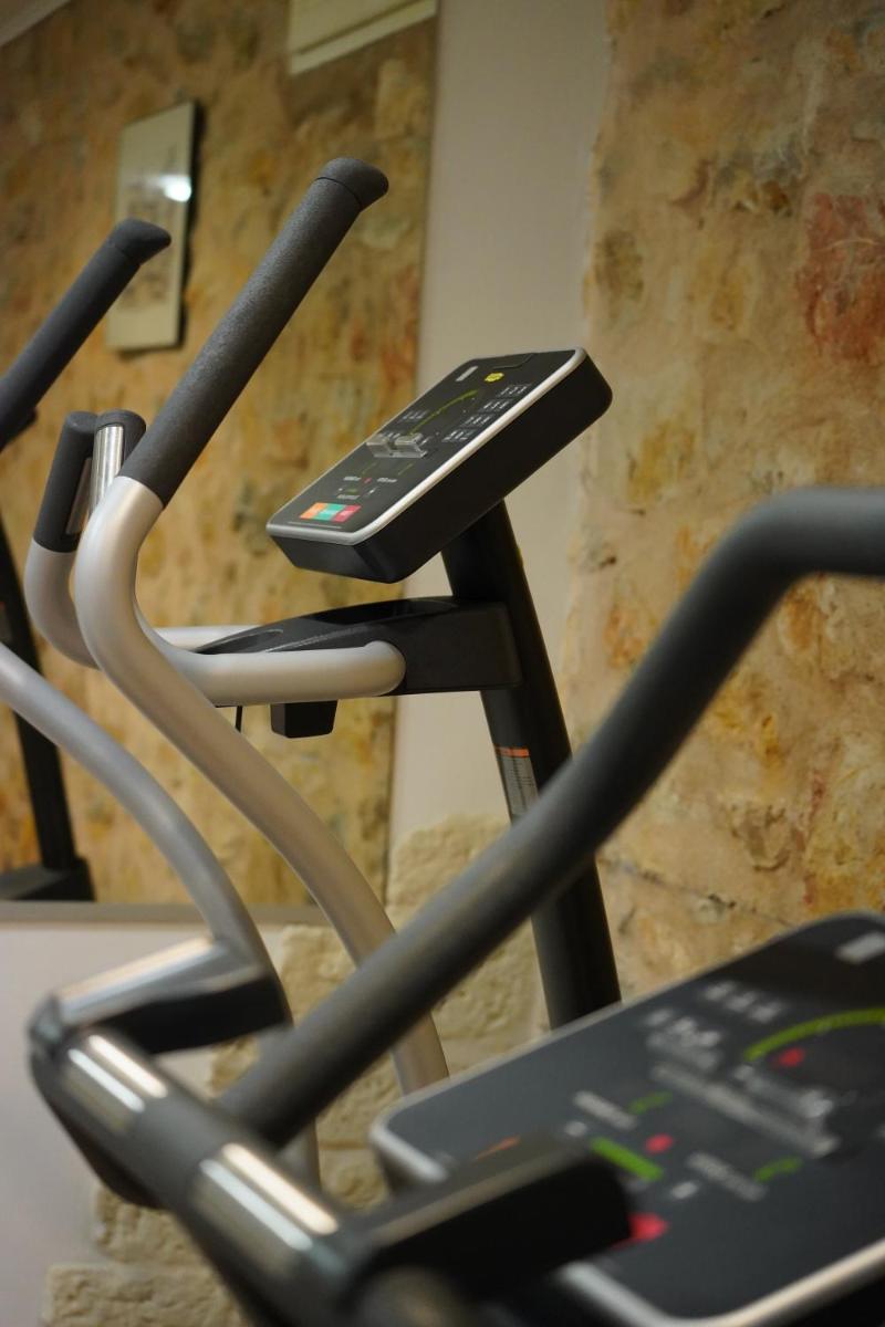 Salle ou équipements de sports de l'établissement La Bastide De Tourtour Hotel & Spa