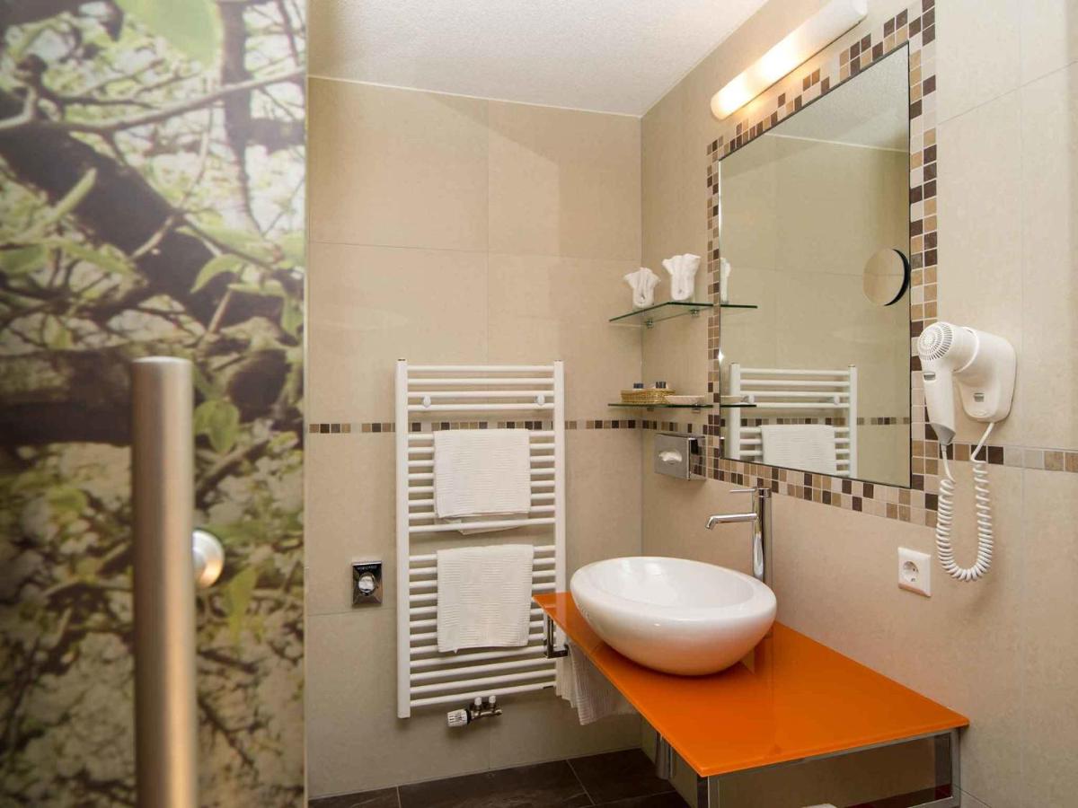 Hotel Neckartal - Housity