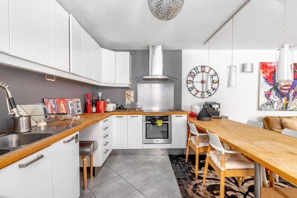 Lovely townhouse in a lively area close to the old Nice - Housity