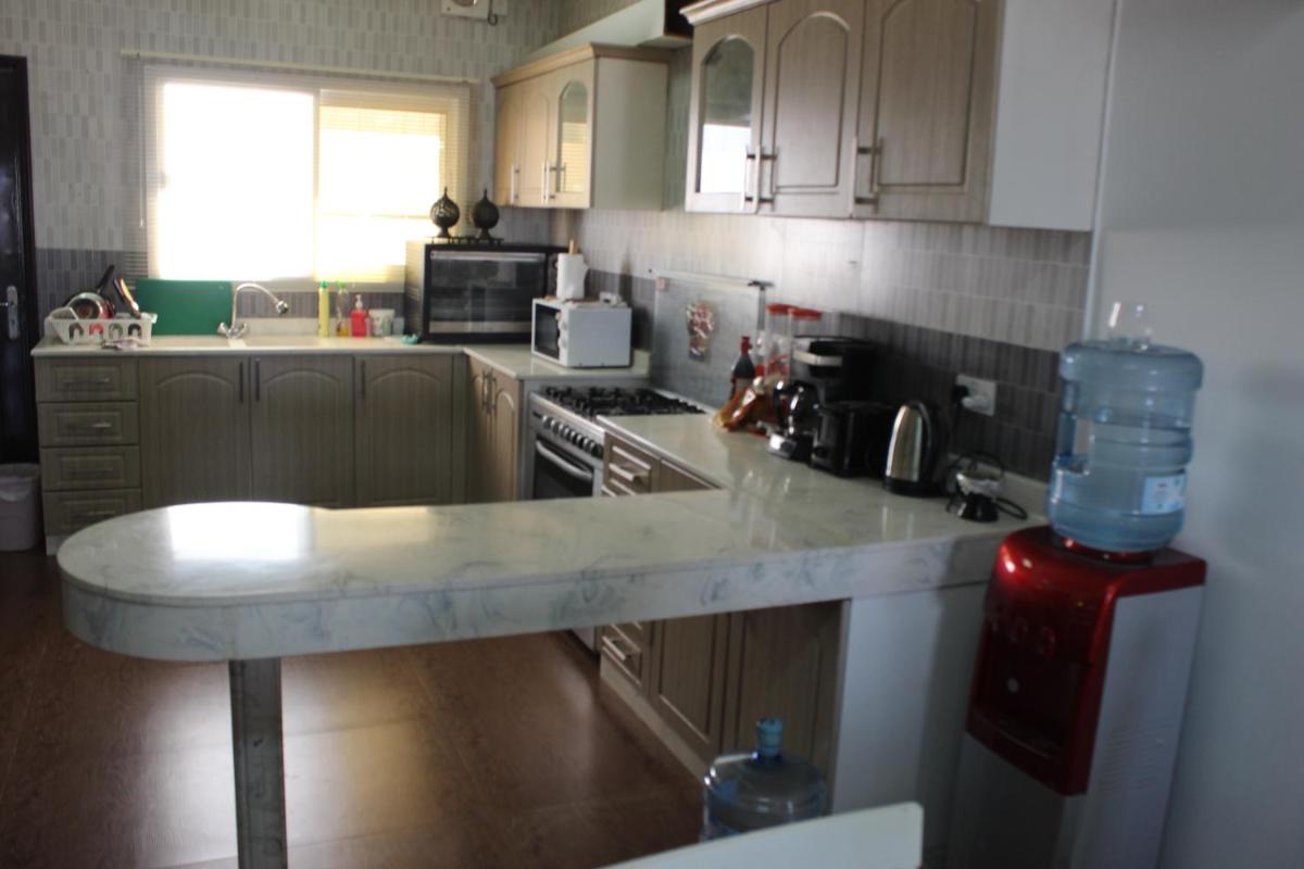 Muscat beach Guest house Room 11 - Housity