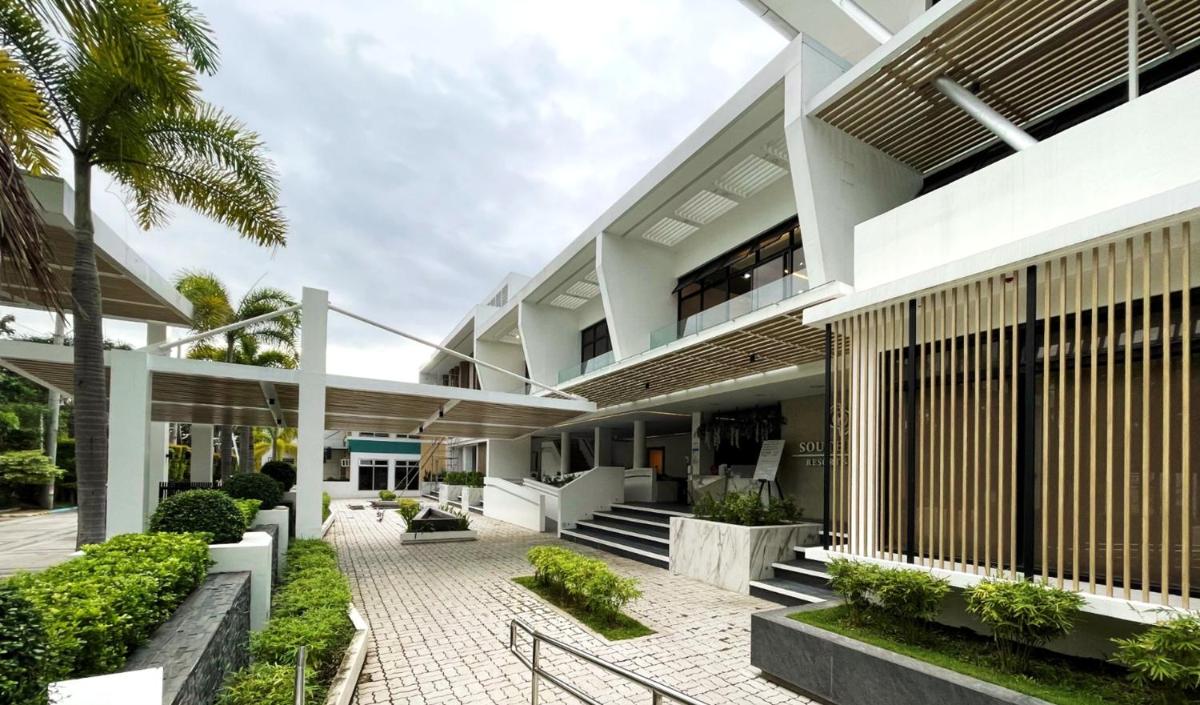 SOUTHPICKRESORT & HOTEL INC. - Housity