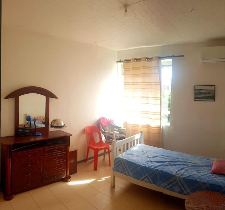 Appartement modeste au centre ville, tramway - Housity