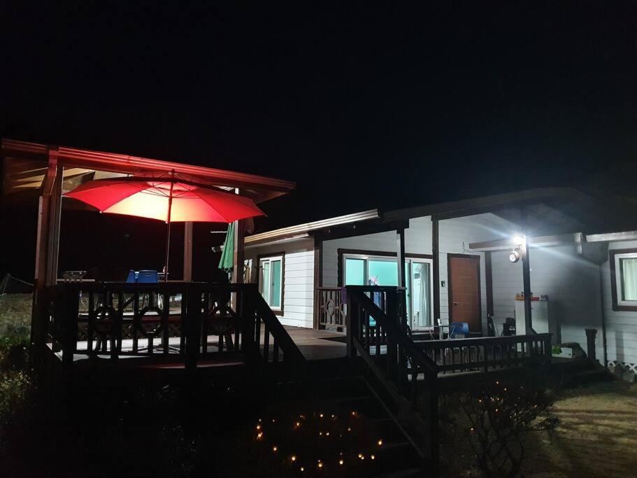 Ggoma hilring jeonweonjutaeg - Housity