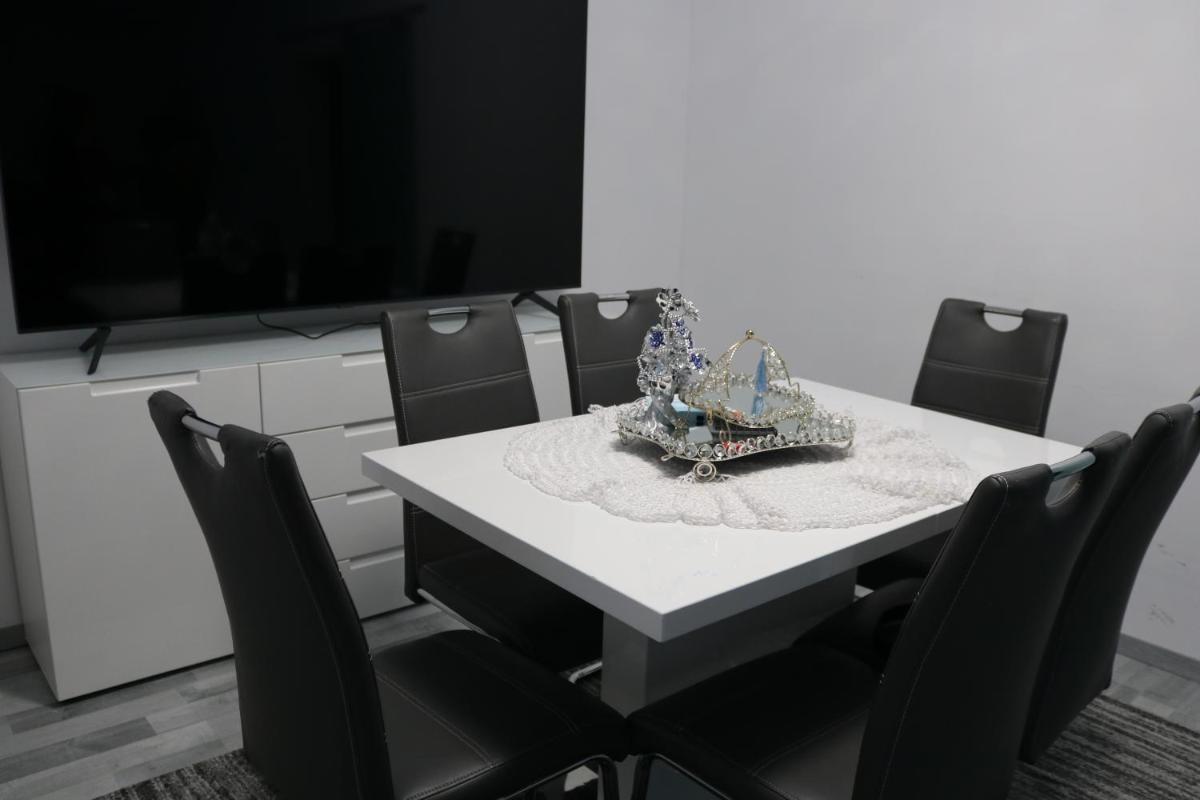 Suitetrails - Appartment Laatzen (Messenah)