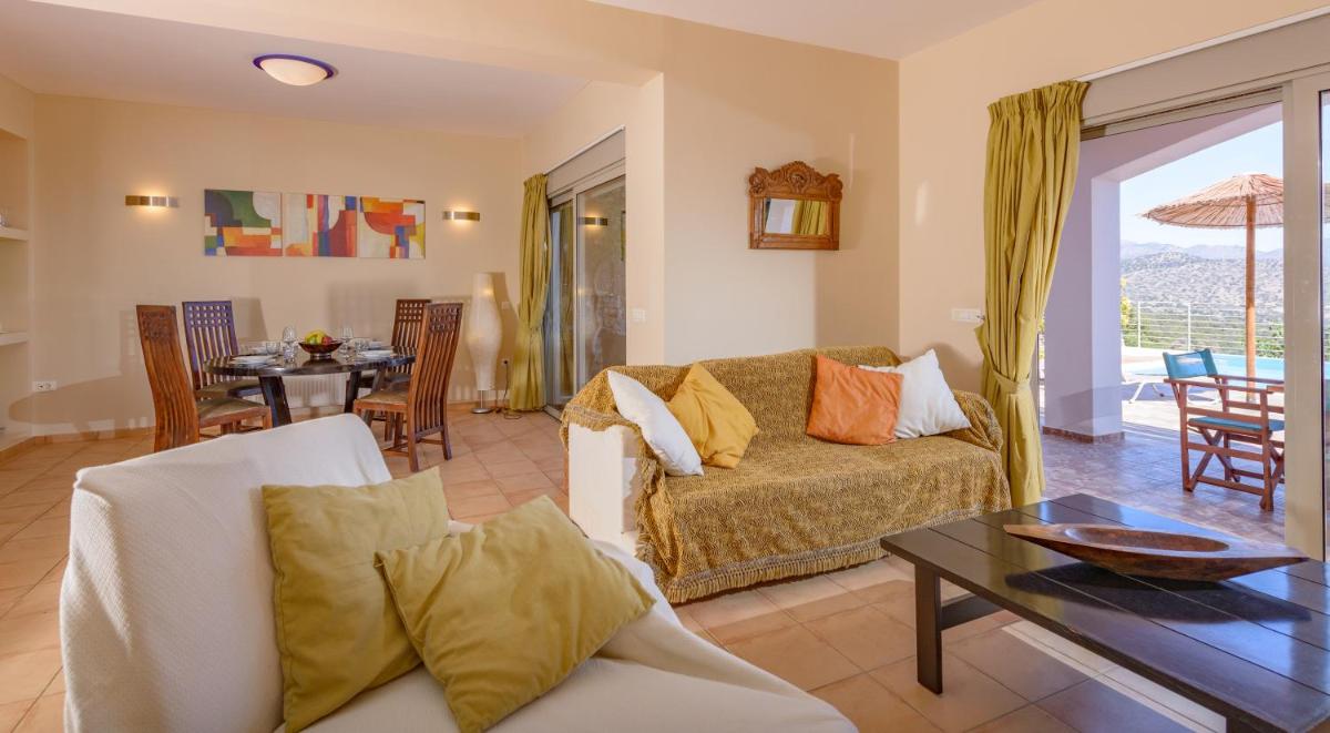 Suitetrails - Villa DreamView with private pool