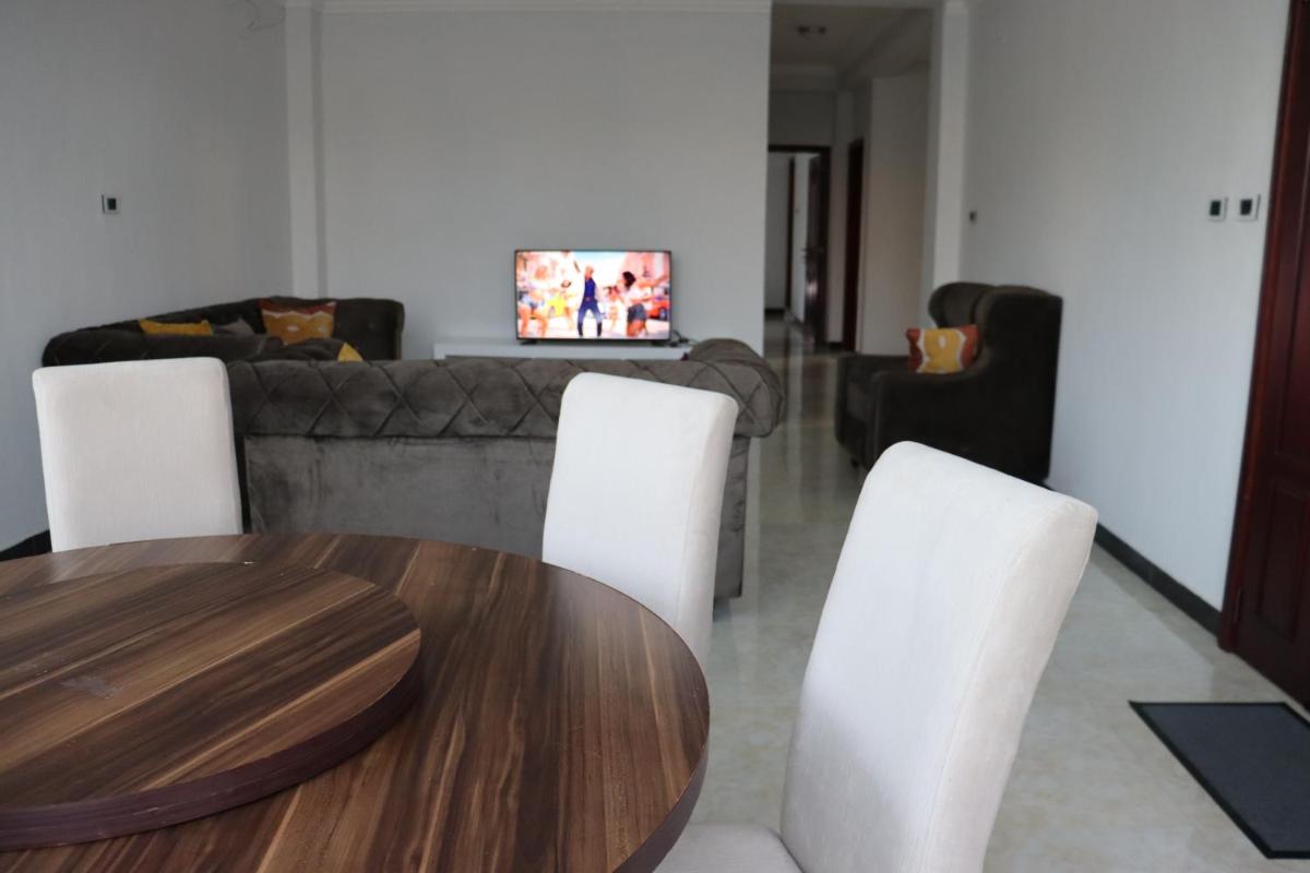 Suitetrails - Cozy 3bedrooms Apartment