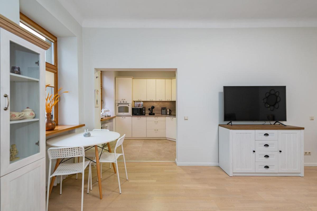 Archcathedral apartment by Polo Apartments - Housity
