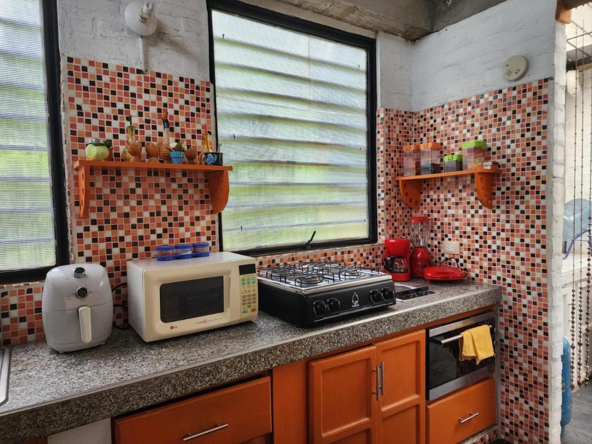 Linda casa Tocaima - Housity