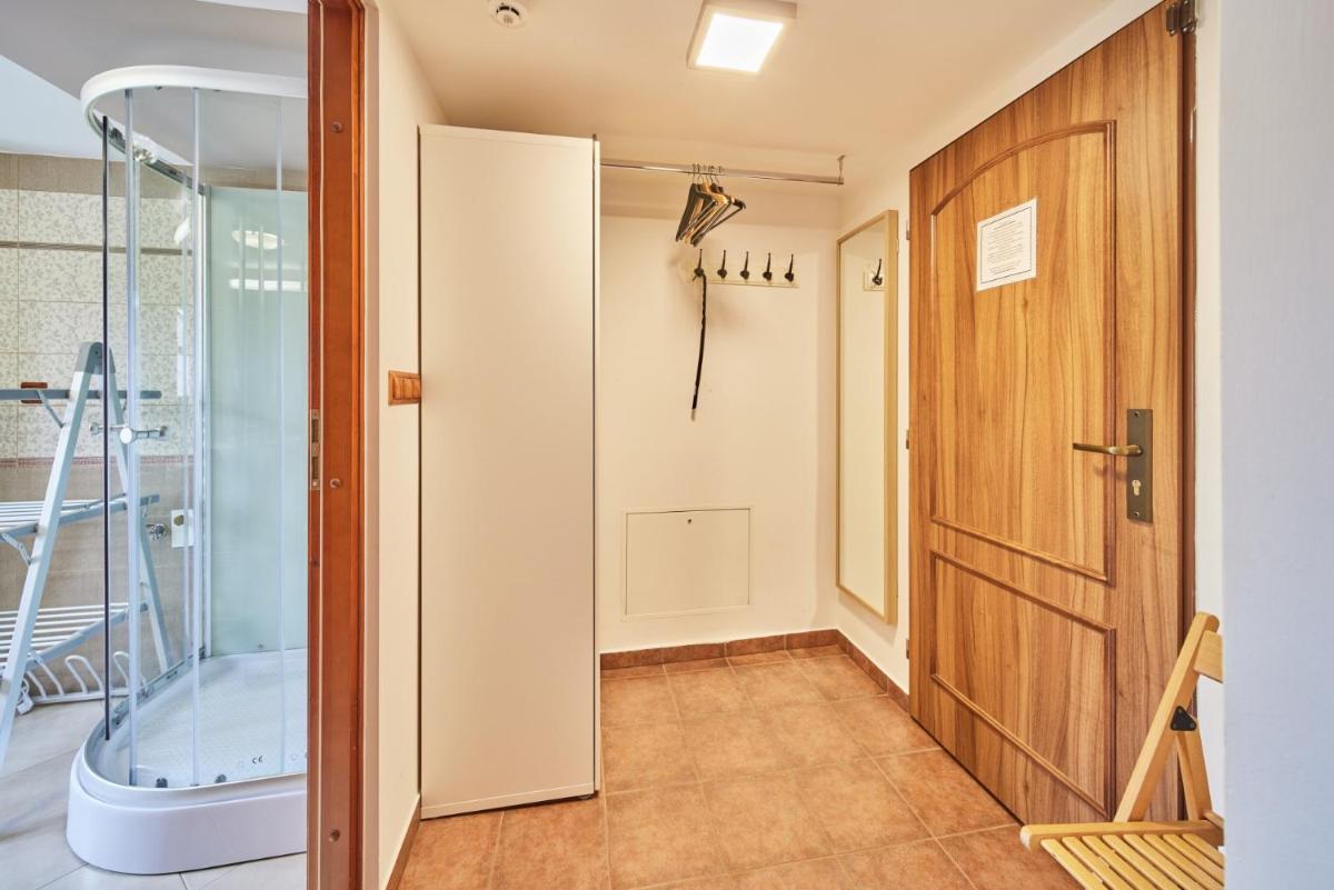 Apartment Eskadra - Housity