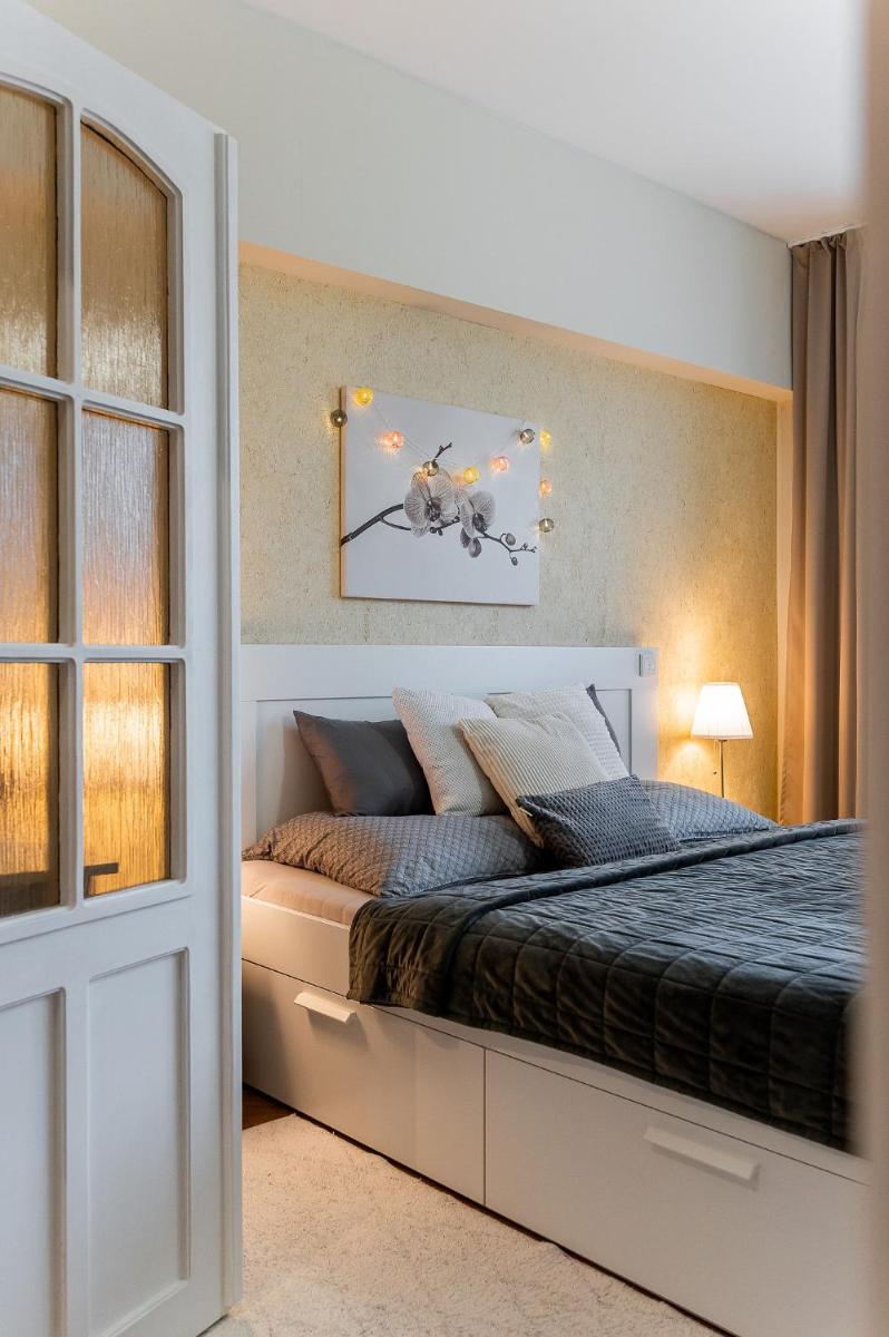 Old Town Vintage Apartment Sturova - Housity