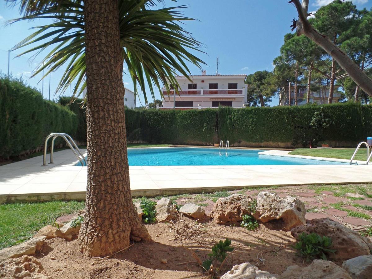 Suitetrails - NICE APARTMENT 4PAX FREE WIFI POOL-TERRACE-SEAVIEW