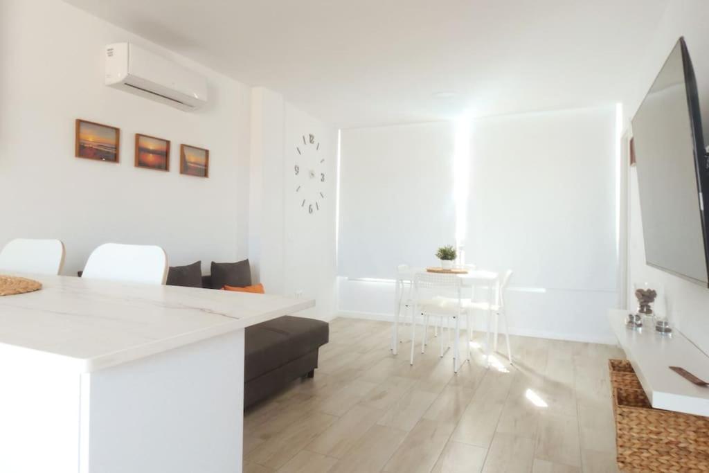 Newly refurbished beachfront apartment. - Housity