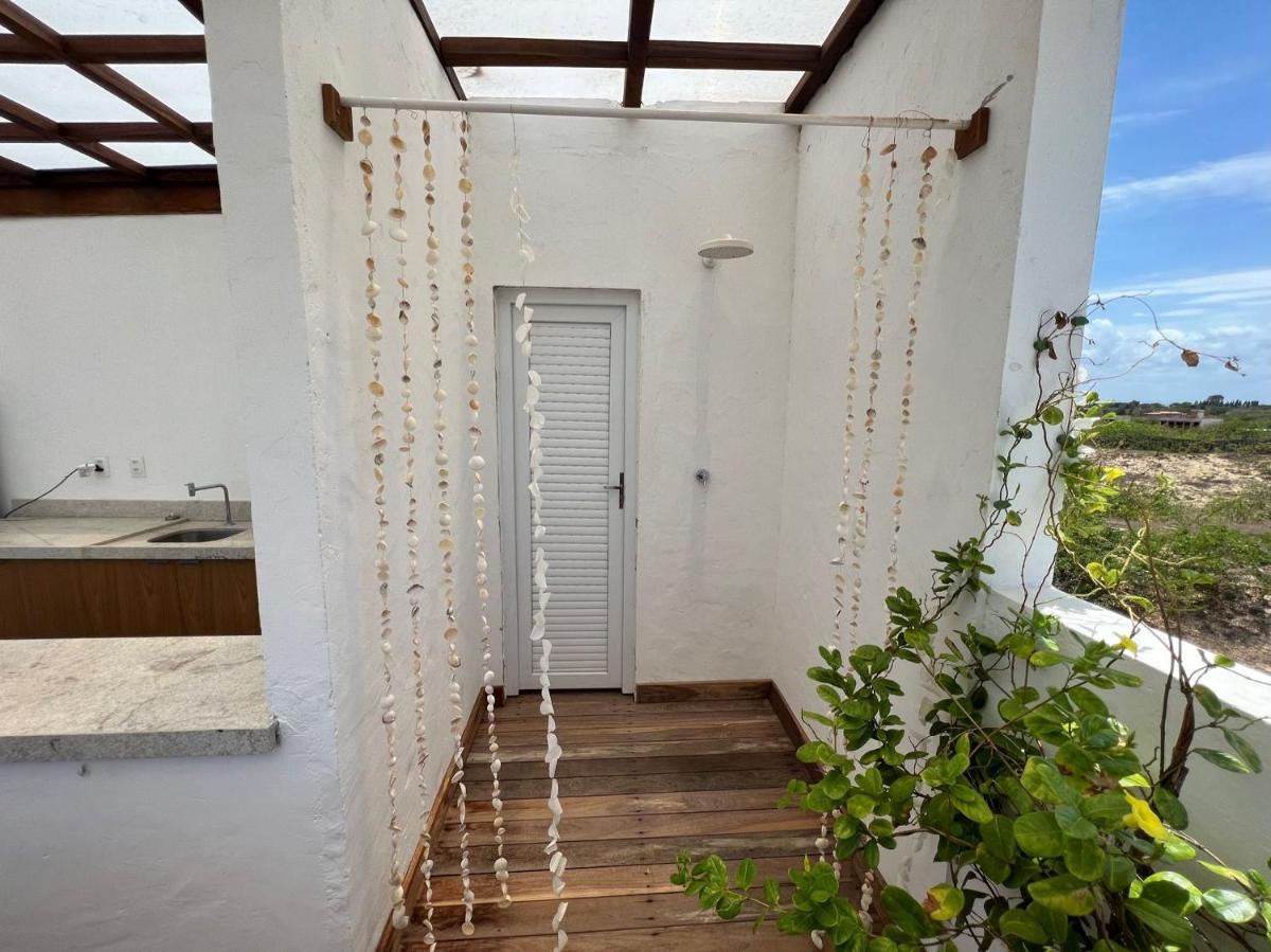 Casas de Praia em Morro Branco, a poucos passos do mar e a 6 min a pé para a Ilha Dantas - Housity