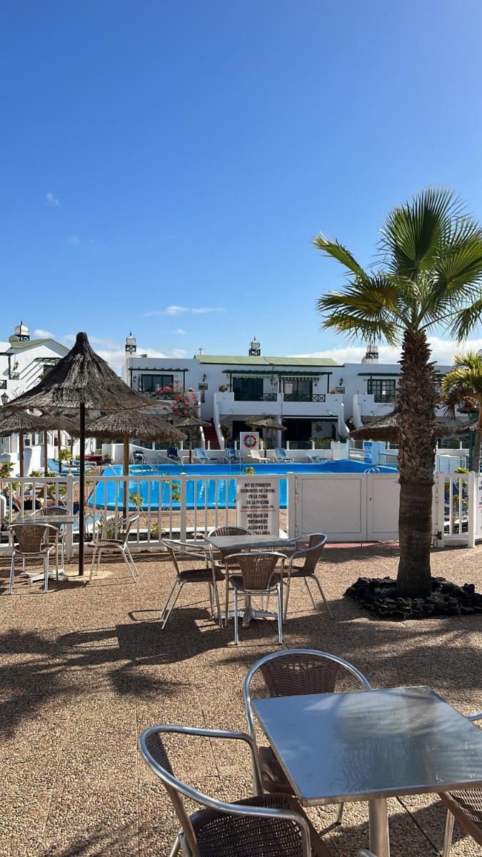 Apartment in Matagorda with swimming pool view - Housity