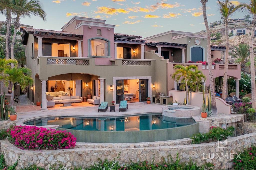 Suitetrails - Amazing 4bd Villa Del Mar Villa with Chef Butler and Steps from the Beach