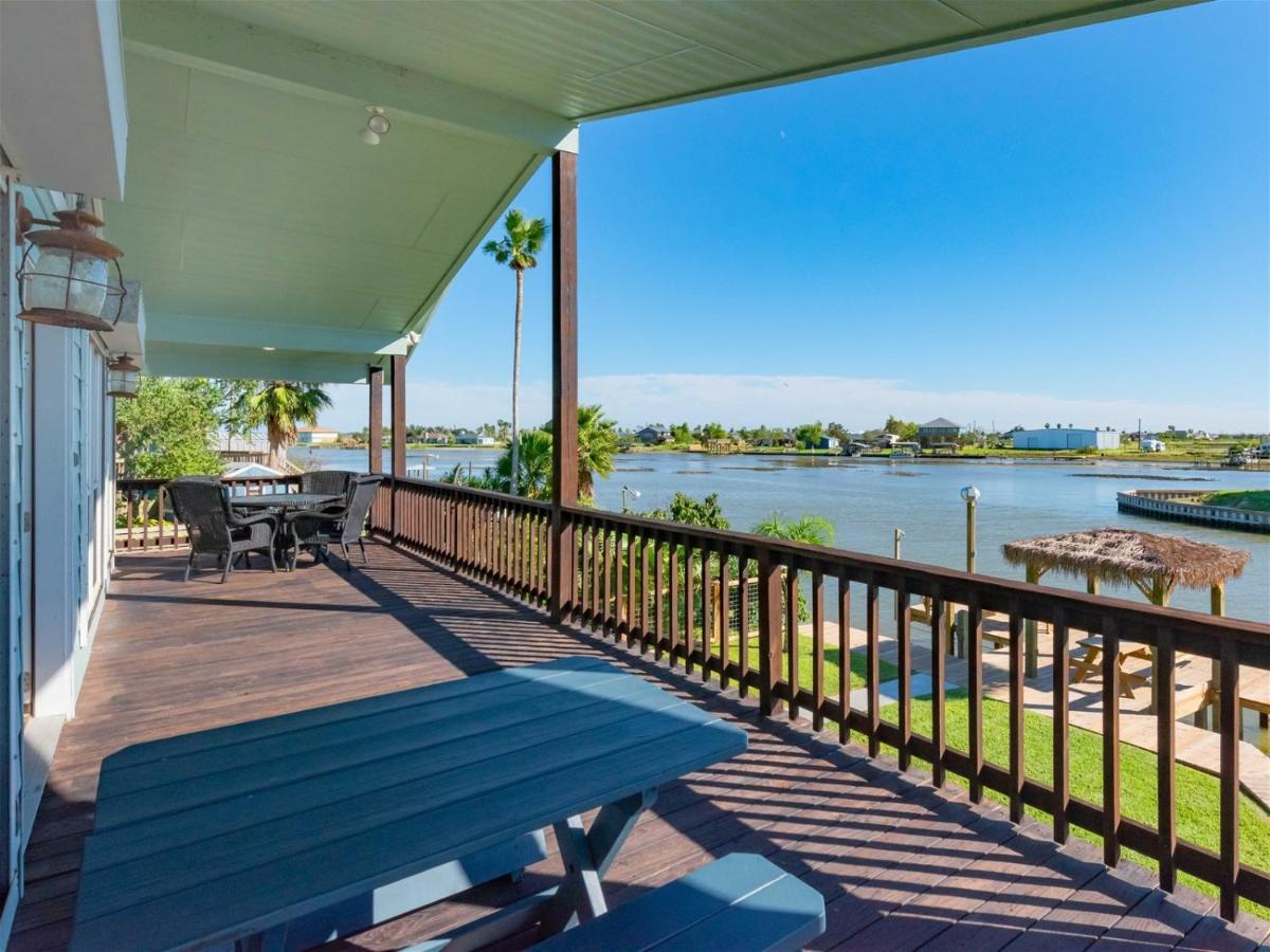 Coastal -Oasis - Housity