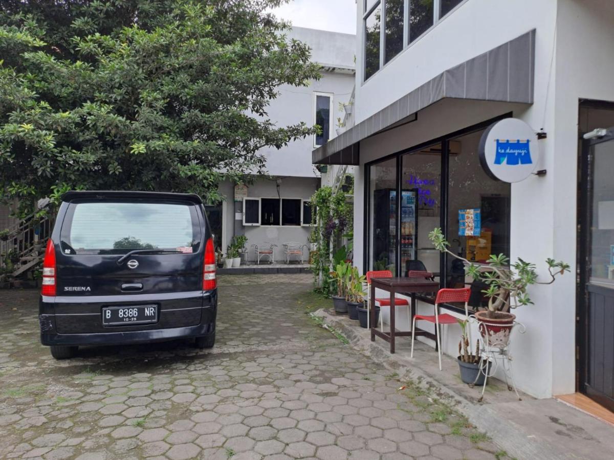 UNIK Guest House Syariah - Housity